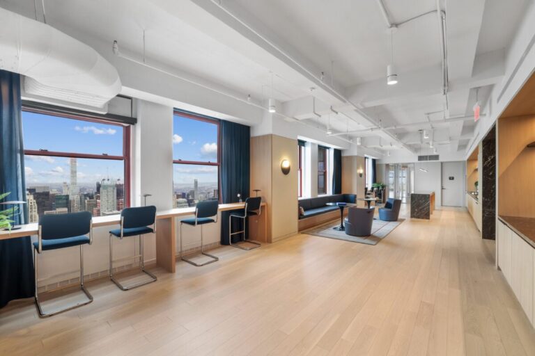 Empire state building office famous world cannon most courtesy